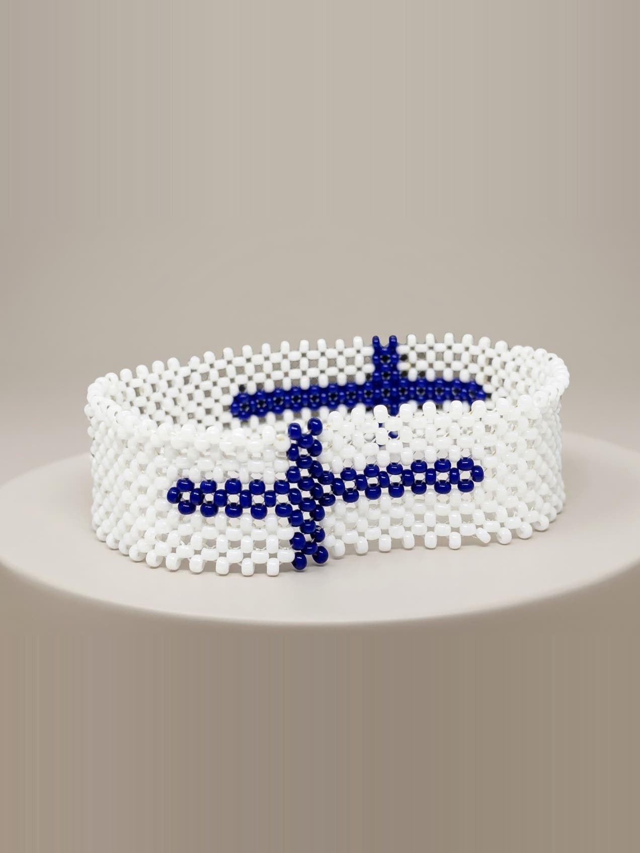 Finnish Flag Beaded Cuff, alternate view