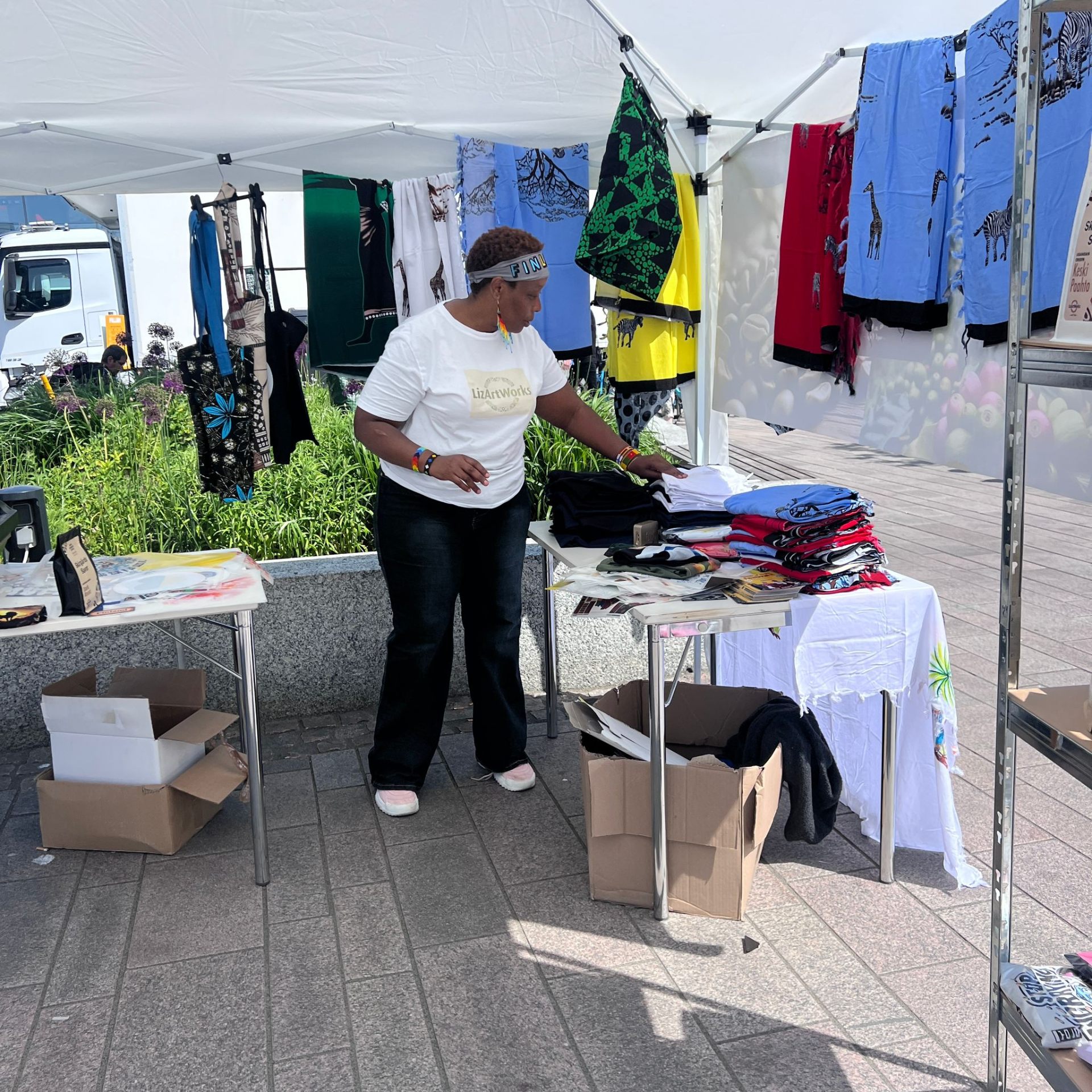 LizArtworks at Turku Kauppatori — Street Market January 2025
